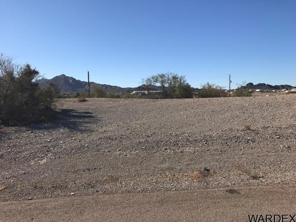 7927 N Rice Dr, Lake Havasu City, AZ 86404