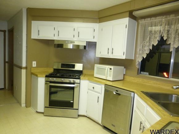 2605 James Dr, Lake Havasu City, AZ 86404
