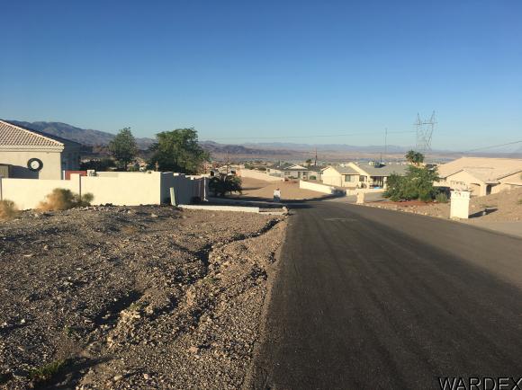 3960 BLACKHAWK DR, Lake Havasu City, AZ 86406