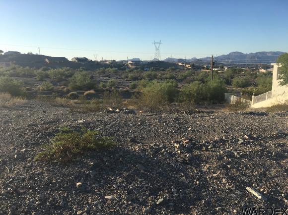 3960 BLACKHAWK DR, Lake Havasu City, AZ 86406