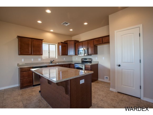 5079 N Pueblo Pequeno, Kingman, AZ 86409
