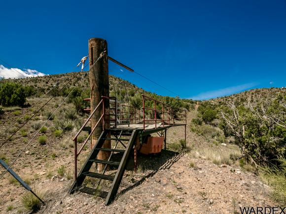 3420 N Twin Hills Rd, Kingman, AZ 86409
