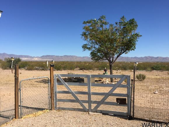 4944 N ELGIN RD, Golden Valley, AZ 86413