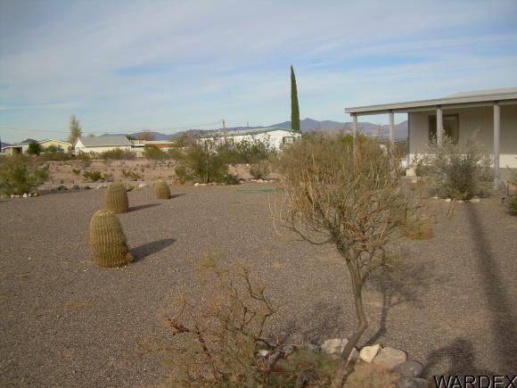 644 S Emery Park Rd, Golden Valley, AZ 86413