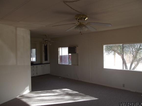 406 HANO RD, Golden Valley, AZ 86413
