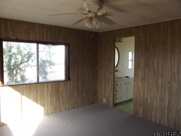 406 HANO RD, Golden Valley, AZ 86413