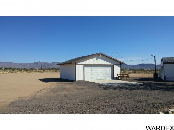 860 S Derby Cir, Golden Valley, AZ 86413