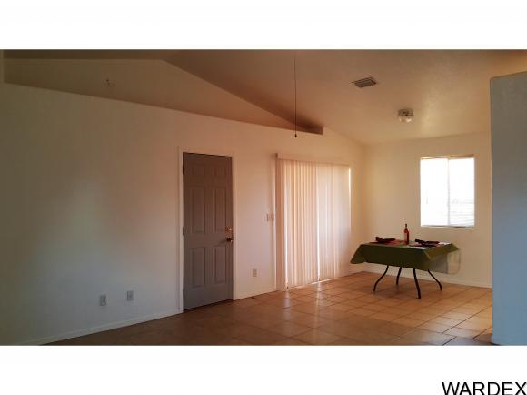 5570 W Tonto Pl, Golden Valley, AZ 86413