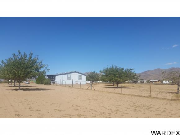3384 N Houck Rd, Golden Valley, AZ 86413