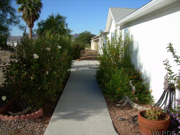 3467 N Mercury Way, Golden Valley, AZ 86413