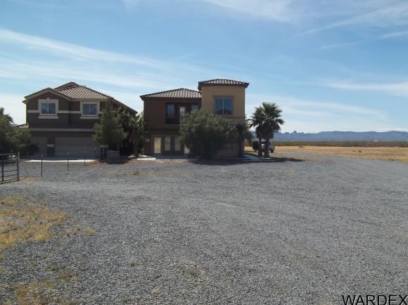 1807 S AZTEC RD, Golden Valley, AZ 86413