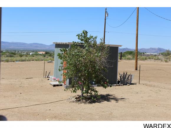 3341 N Tooman Rd, Golden Valley, AZ 86413