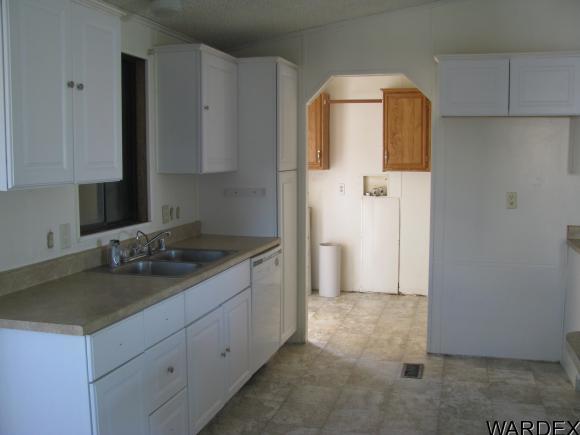 4825 S Baronsgate Way, Fort Mohave, AZ 86426