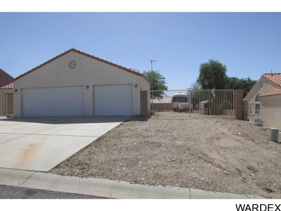 1820 E Calle Agrada Dr, Fort Mohave, AZ 86426