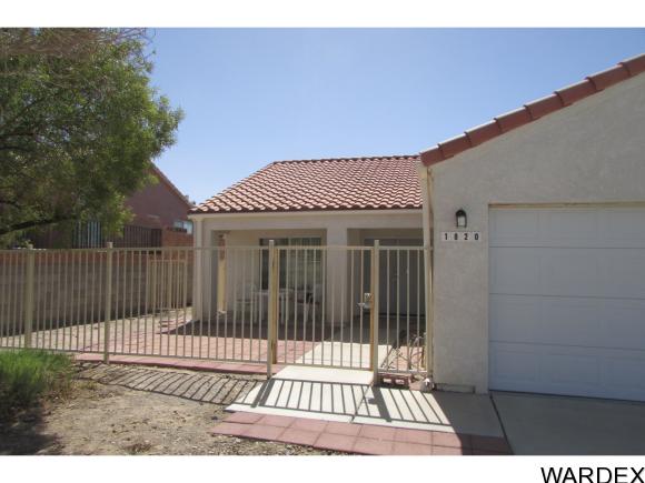 1820 E Calle Agrada Dr, Fort Mohave, AZ 86426