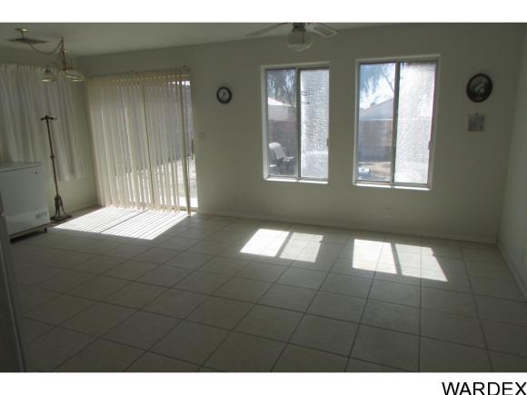 1820 E Calle Agrada Dr, Fort Mohave, AZ 86426