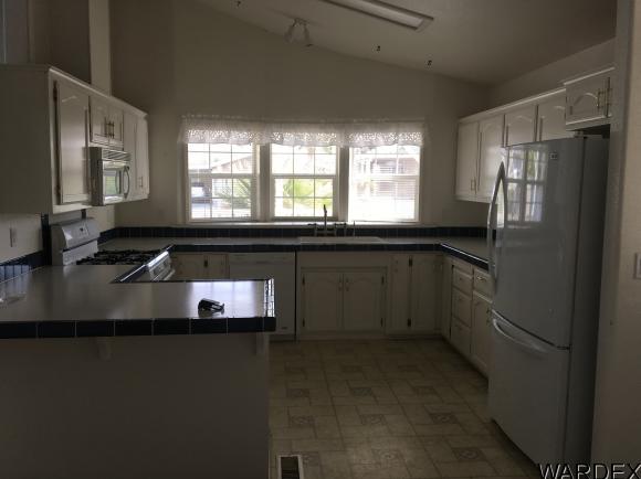775 DESERT CREST DR, Bullhead City, AZ 86429