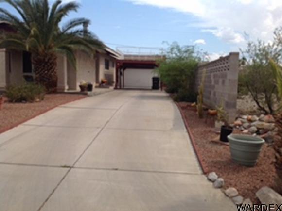 2424 Ripple Dr, Bullhead City, AZ 86429