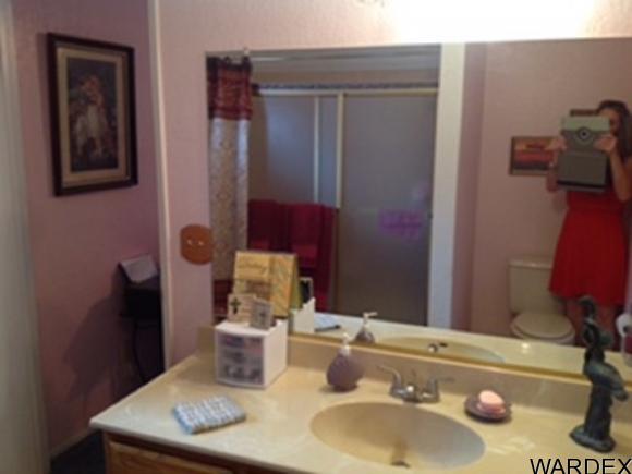 2424 Ripple Dr, Bullhead City, AZ 86429