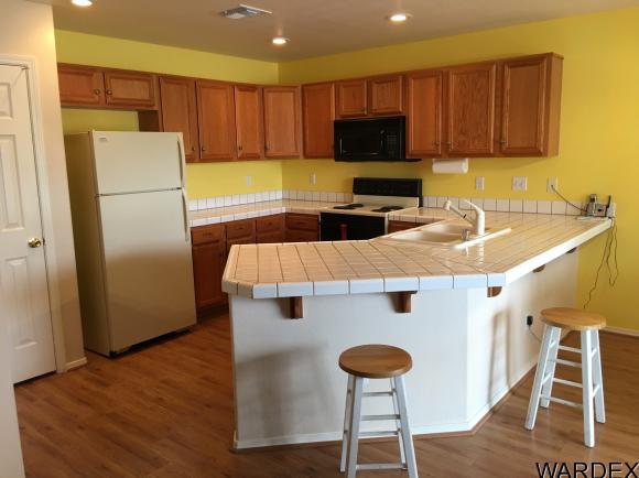 1068 Desert View Ln, Bullhead City, AZ 86429