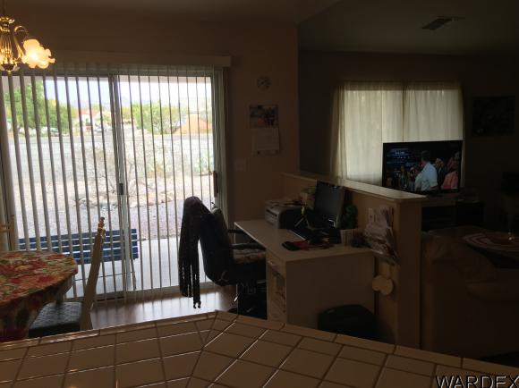 1068 Desert View Ln, Bullhead City, AZ 86429