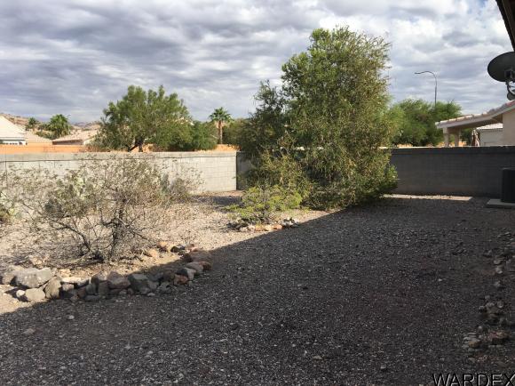 1068 Desert View Ln, Bullhead City, AZ 86429