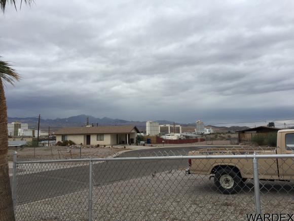 158 Hacienda Dr, Bullhead City, AZ 86429