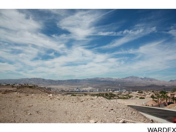 2880 Tuscany Way, Bullhead City, AZ 86429