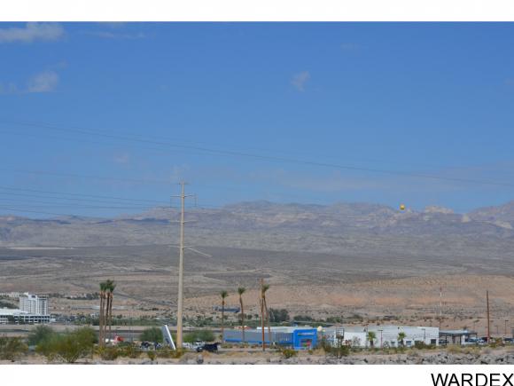 2601 Port Isabel Way, Bullhead City, AZ 86429