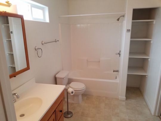 2842 Sierra Vista Dr, Littlefield, AZ 86432