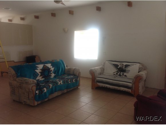 2015 Juniper, Yucca, AZ 86438