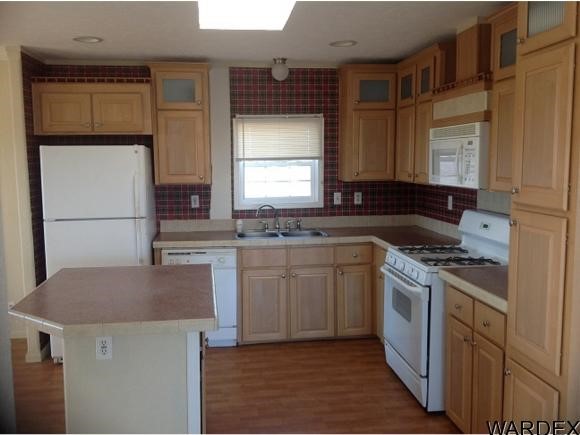 19468 Billy The Kid Rd, Yucca, AZ 86438