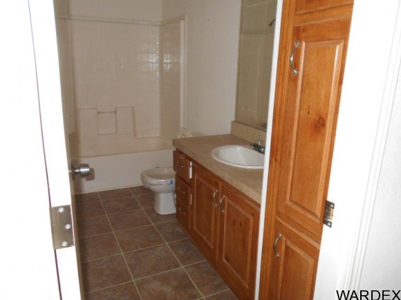 12231 S 3rd Street, Yucca, AZ 86438
