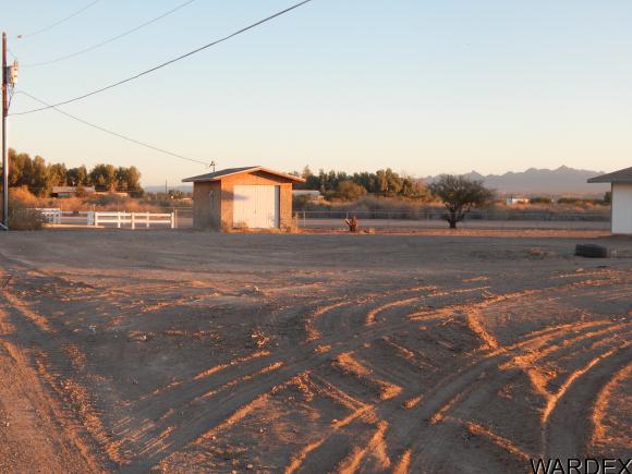 2143 E Willow Dr, Mohave Valley, AZ 86440