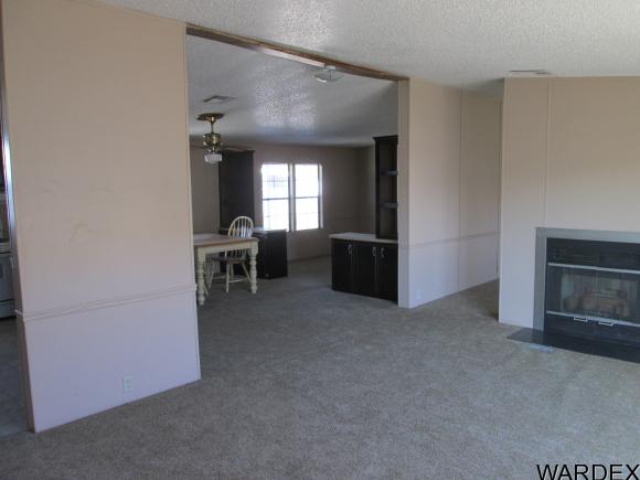1042 E Spruce Dr, Mohave Valley, AZ 86440
