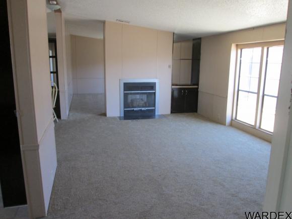 1042 E Spruce Dr, Mohave Valley, AZ 86440