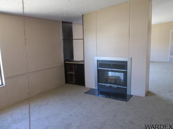 1042 E Spruce Dr, Mohave Valley, AZ 86440
