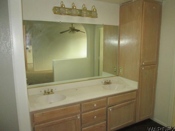 8126 S Carob Dr, Mohave Valley, AZ 86440