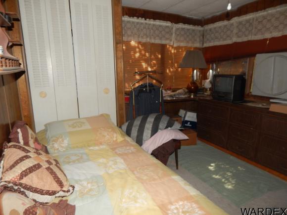 10587 S Zinc Ln, Mohave Valley, AZ 86440