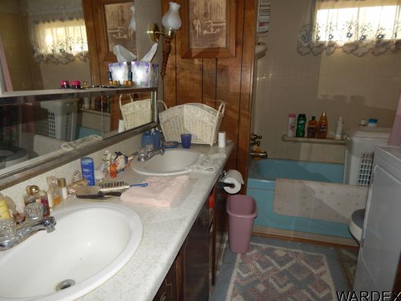 10587 S Zinc Ln, Mohave Valley, AZ 86440