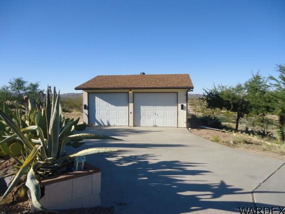 17177 N MESQUITE RD, Dolan Springs, AZ 86441
