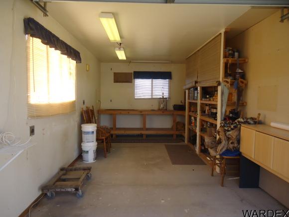 17177 N MESQUITE RD, Dolan Springs, AZ 86441