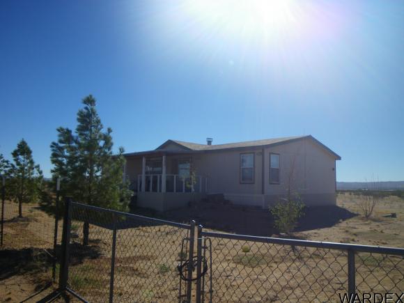 14385 N Canyon Rd, Dolan Springs, AZ 86441