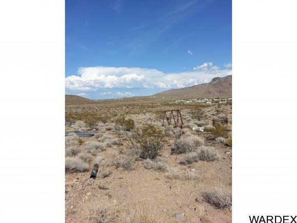 16211 COBB DR E, Dolan Springs, AZ 86441