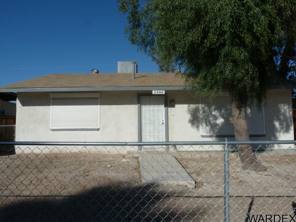 2099 Rio Grande Rd, Bullhead City, AZ 86442