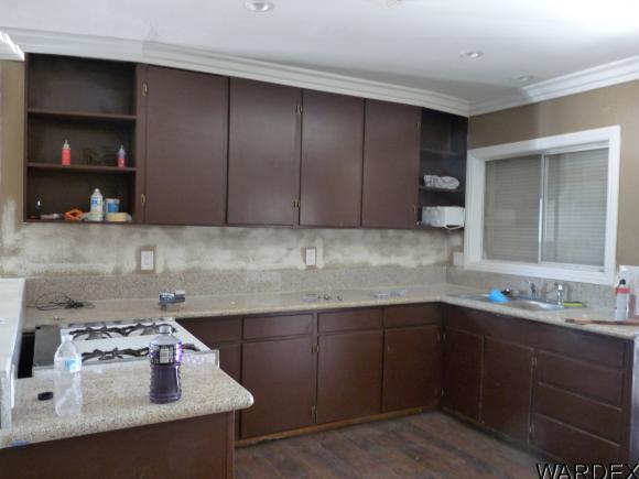 2099 Rio Grande Rd, Bullhead City, AZ 86442