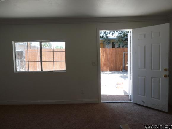 2099 Rio Grande Rd, Bullhead City, AZ 86442