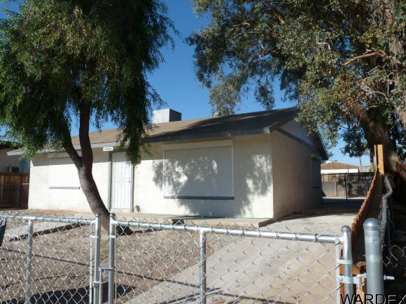 2099 Rio Grande Rd, Bullhead City, AZ 86442