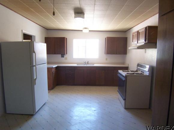 1870 SEA BREEZE LN, Bullhead City, AZ 86442