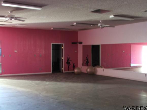824 Gemstone Ave, Bullhead City, AZ 86442